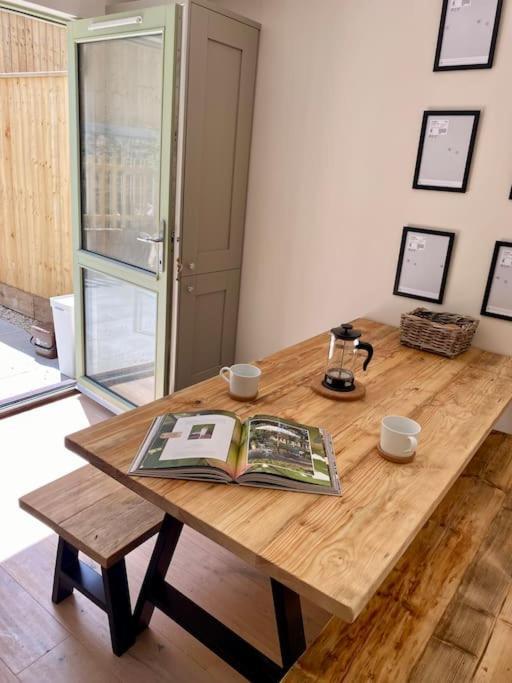 Luxurious Beach House Chesil Beach. Sleeps 6 Castletown  Luaran gambar